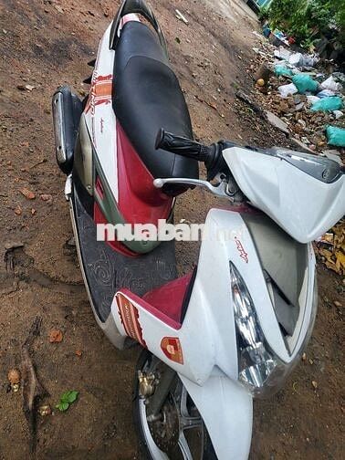 Yamaha Ultimo Đỏ Trắng, bs 72.
