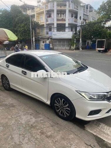 Honda City 2018 1.5 CVT - 140000 km