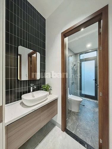 Bán nhà HXH Đ.Nguyễn Văn Quá, gần chợ Cầu. Ngang đẹp 4m, 80m2, HĐ thuê