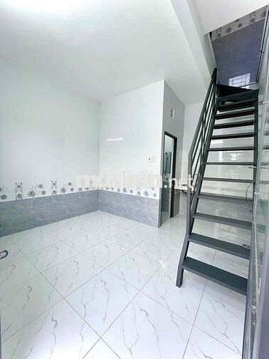PHÒNG RỘNG 30M2 ĐỐI DIỆN BV NHI ĐỒNG