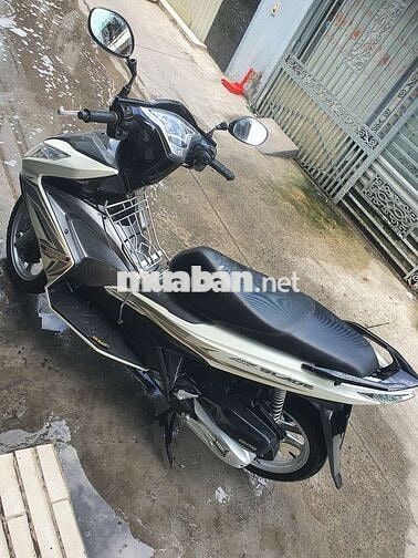 Honda Air Blade 2015 Trắng xám