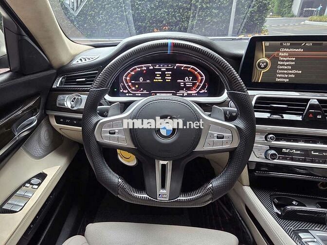 Cần bán BMW 750 model 2010 xe cực đẹp hiếm có