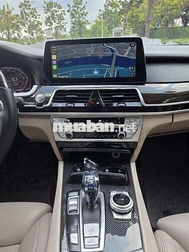 Cần bán BMW 750 model 2010 xe cực đẹp hiếm có