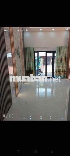 Nhà Bán . Gần chợ phú lạc DT 3m7x13 .1 lửng 3 P .1 wc hẻm 3m