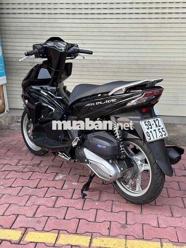 * Airblade 125 2016 Đen bóng - BS TPHCM