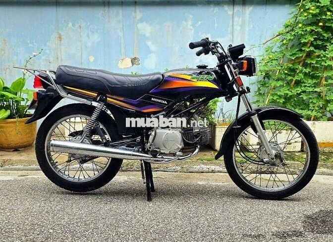 Honda Win 100 Indonesia đời chót hàng sưu tầm 