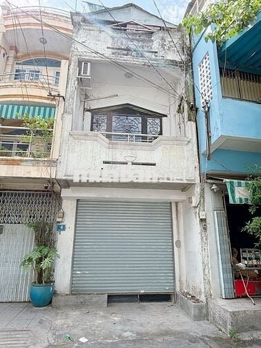 Cho thuê NGUYÊN CĂN HỒNG BÀNG 762, P1, Q11