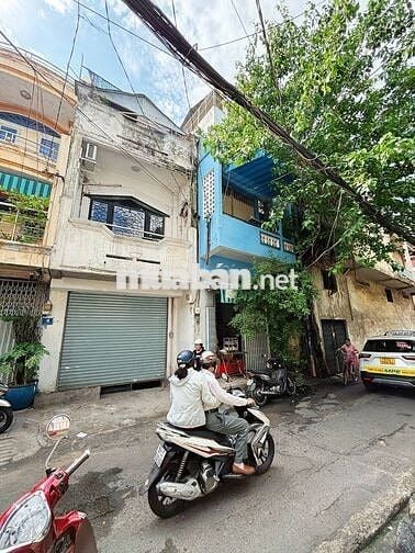 Cho thuê NGUYÊN CĂN HỒNG BÀNG 762, P1, Q11