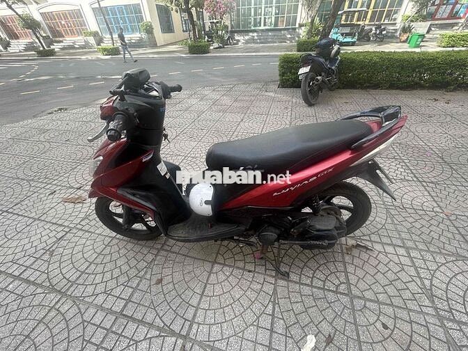 Yamaha Luvias FI 2015 màu Đỏ