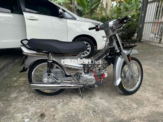 Honda Super Dream Bạc
