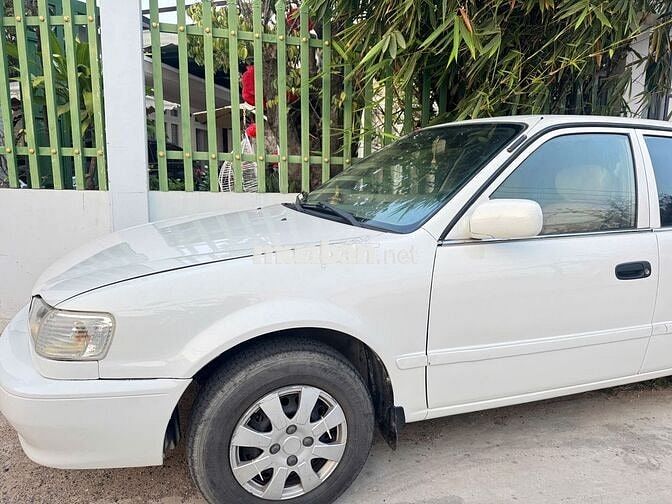 Toyota Corolla 1999 Trắng