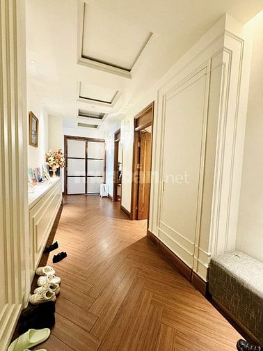 Đẳng cấp TÂY HỒ – Căn hộ góc 2 mặt View Hồ Tây SunGrand City Thụy Khuê