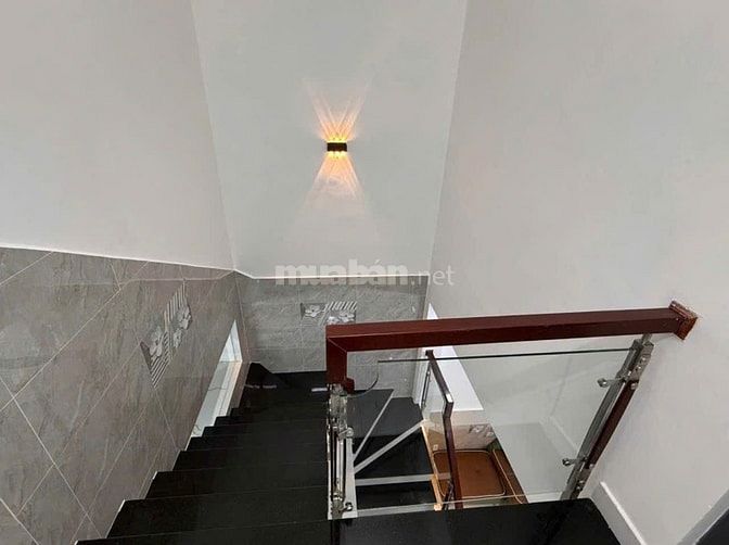 CHỦ cần bán GẤP!! Nhà ngay Công Viên NGUYỄN SỸ SÁCH, 80m2, 2 tầng