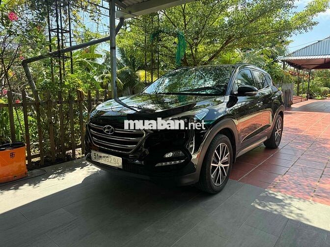 Hyundai Tucson Đen 5 chỗ