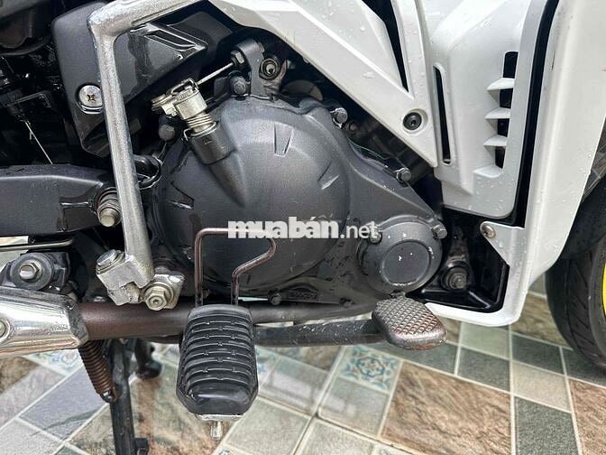 Exciter 2010 Trắng 27.000 Km