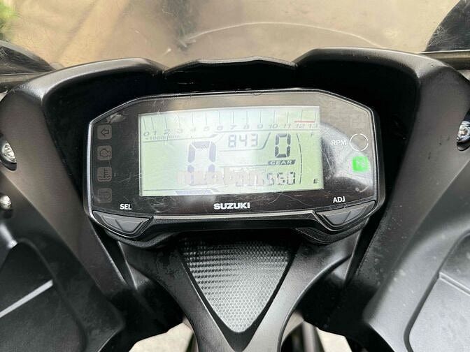 Suzuki Gsx150r bs69 chính chủ ký giấy