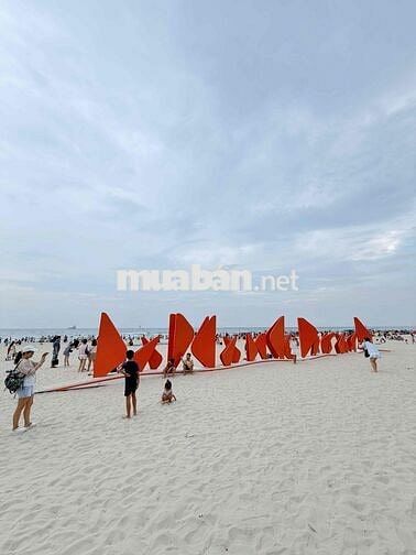 Bán đất tặng nhà Lý Nhật Quang
