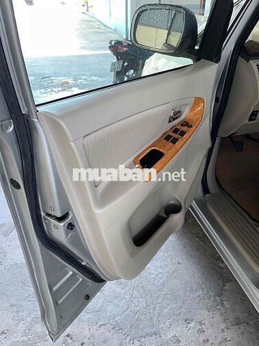 Bán Innova 2.0G 2011 odo chuẩn 72.000km