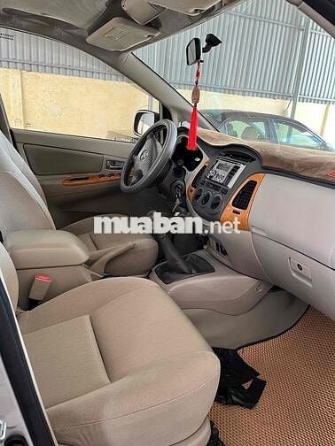 Bán Innova 2.0G 2011 odo chuẩn 72.000km
