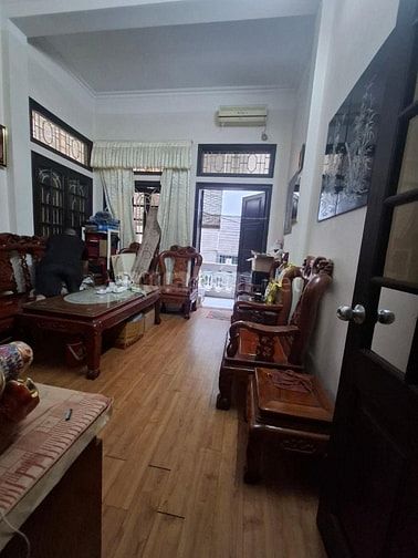 Cần bán gấp nhà Thanh Xuân. Oto dừng đỗ ngày đêm. 