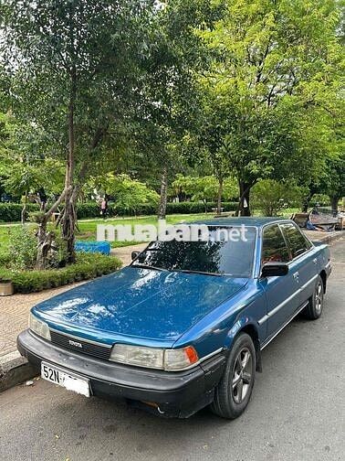 Toyota Camry 1986 Xanh đen