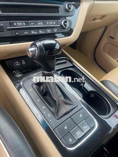 Kia Sedona SX 2016 130000 km Đen
