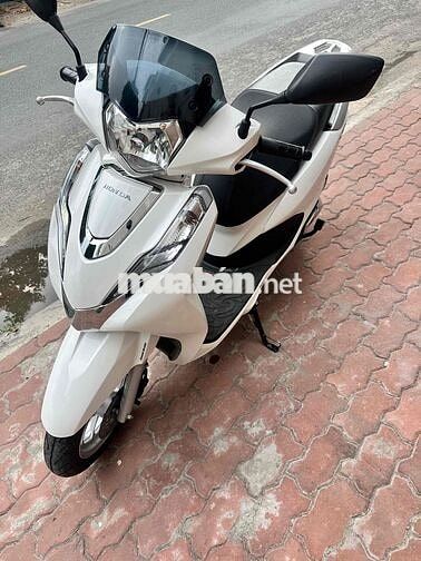 Honda Lead 4Val 2023 Trắng Bstp 9 chủ