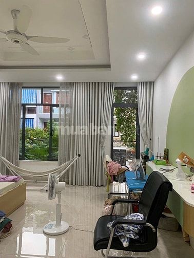 Nhà mới khu Tên Lửa chủ xây để ở, DT: 5x19m 3.5Tấm Tặng kèm nội thất