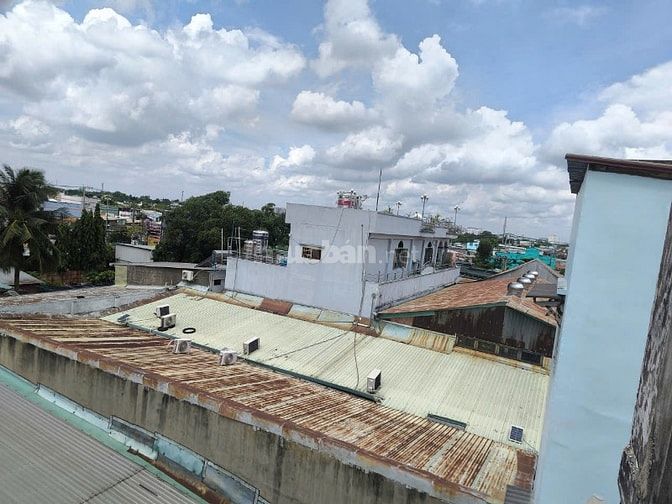 Cho thuê phòng 23m2 sát Satra Phạm Hùng, gần Aeon Q.8,,hẻm xe hơi