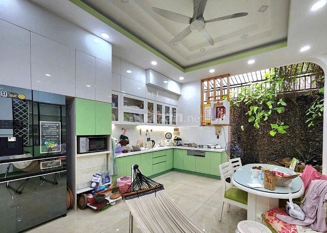 Nhà mới khu Tên Lửa chủ xây để ở, DT: 5x19m 3.5Tấm Tặng kèm nội thất