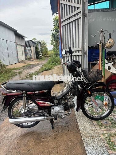 Honda Dream Thái Nâu
