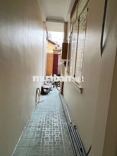 CHO THUÊ PHÒNG RỘNG 40M² - CÓ TOILET RIÊNG