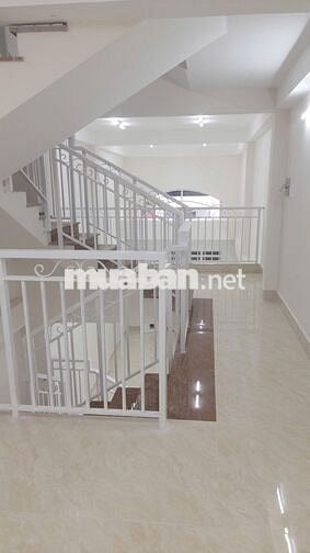 Cho thuê nhà mới nguyên căn diện tích sử dụng 320m2