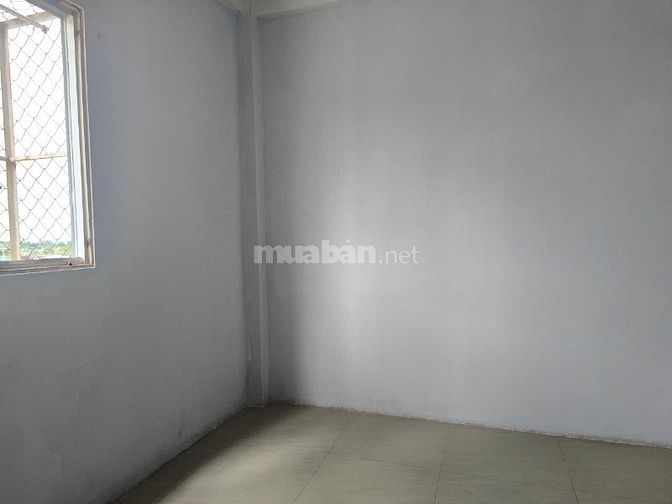 Cho thuê phòng 23m2 sát Satra Phạm Hùng, gần Aeon Q.8,,hẻm xe hơi