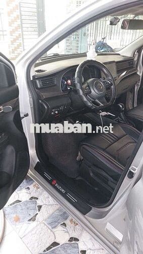 Suzuki Ertiga Hybrid 7 chỗ Bạc