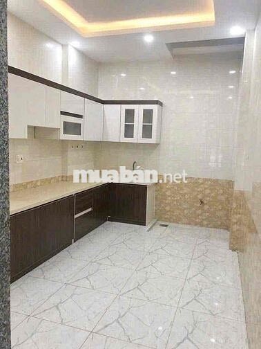 NC MT 3/2 , thang máy , full máy lạnh, 7pn