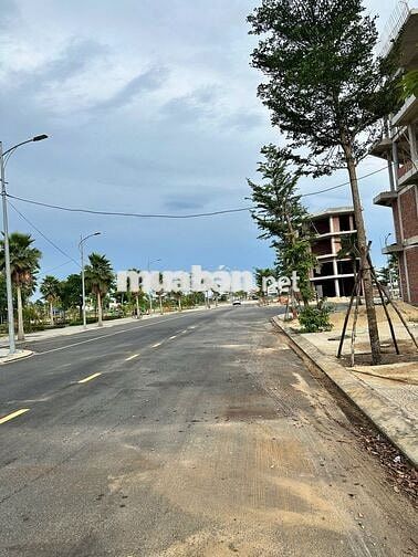 Bán đất trung tâm Hội An sổ đỏ 175m2, nhận ô tô (20%)