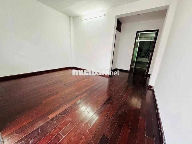 1 PN TÁCH BẾP - CÓ BAN CÔNG LỚN KHU ( K300 )