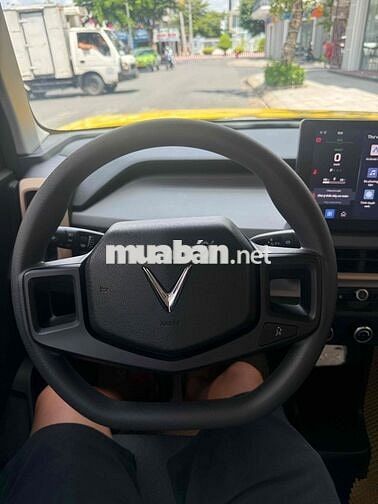 Xe điện VinFast VF3 TC2 Vàng
