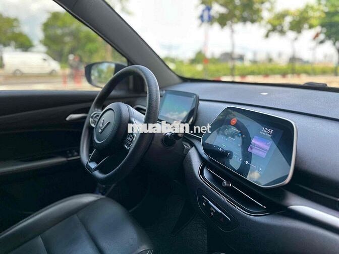 Vinfast VF5 Plus 2024 - Màu đen -3v1 - Mua pin