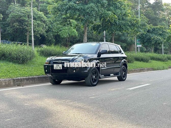 Bán Hyundai Tucson số tự động gầm cao nhập khẩu