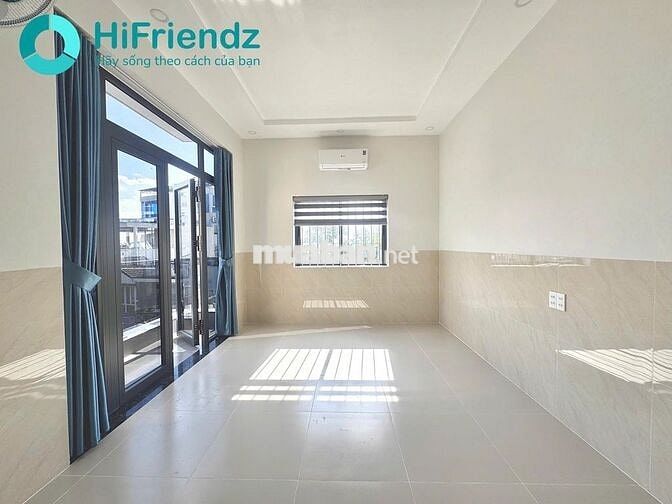 Studio Ban Công Cửa Sổ Trời Gần Đại Học Ngân Hàng - Hoàng Diệu 2