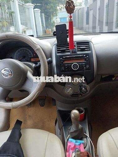 Nissan Sunny XL 2017 Bạc