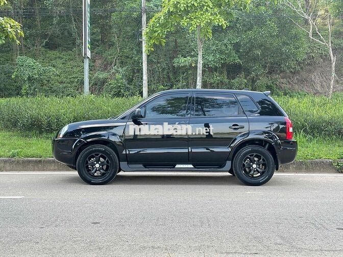Bán Hyundai Tucson số tự động gầm cao nhập khẩu