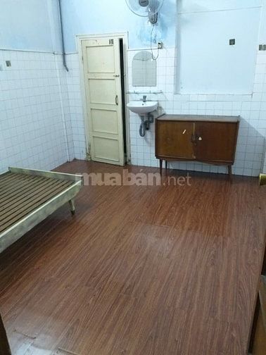 CHO THUÊ PHÒNG TRỌ GIÁ RẺ TẠI ĐƯỜNG BẾN VÂN ĐỒN, PHƯỜNG , QUẬN 4 CŨ