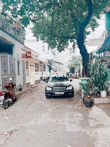 cho thuê nhà nguyên căn.hẻm xe hơi 2pn1wc. Ngô Đức Kế p12,BT