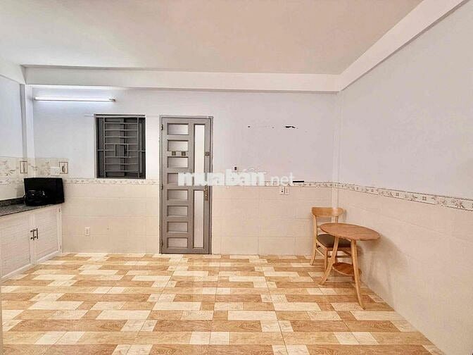 🔥PHÒNG STUDIO NỘI THẤT CƠ BẢN_THANG MÁY_KẾ BÊN CV GIA ĐỊNH