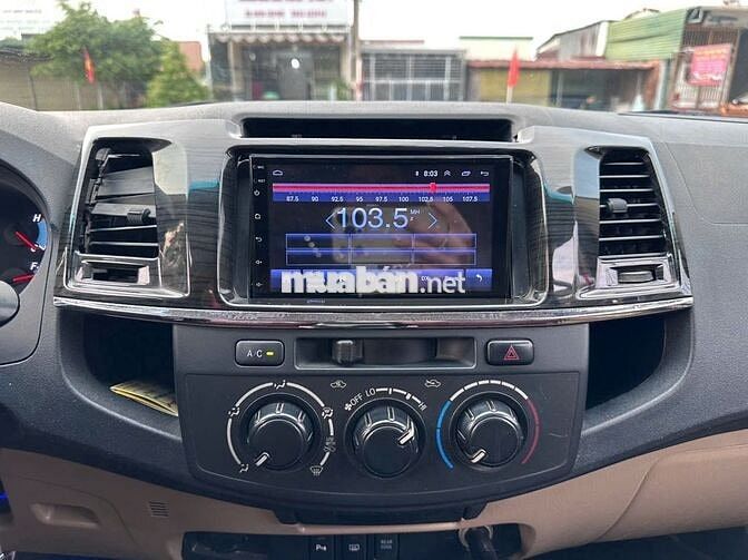 Toyota Fortuner 2014 máy dầu số sàn.