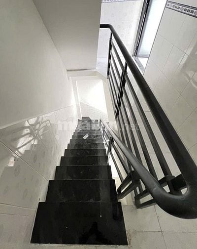 Nhà 3 tầng Ni Sư Huỳnh Liên, cạnh Vinmart Bàu Cát, 4.35 tỷ
