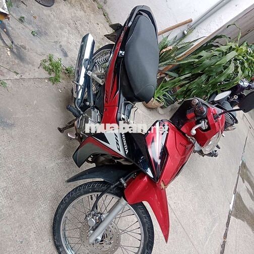 Honda Blade 110 Đỏ đen chính chủ kí giấy 